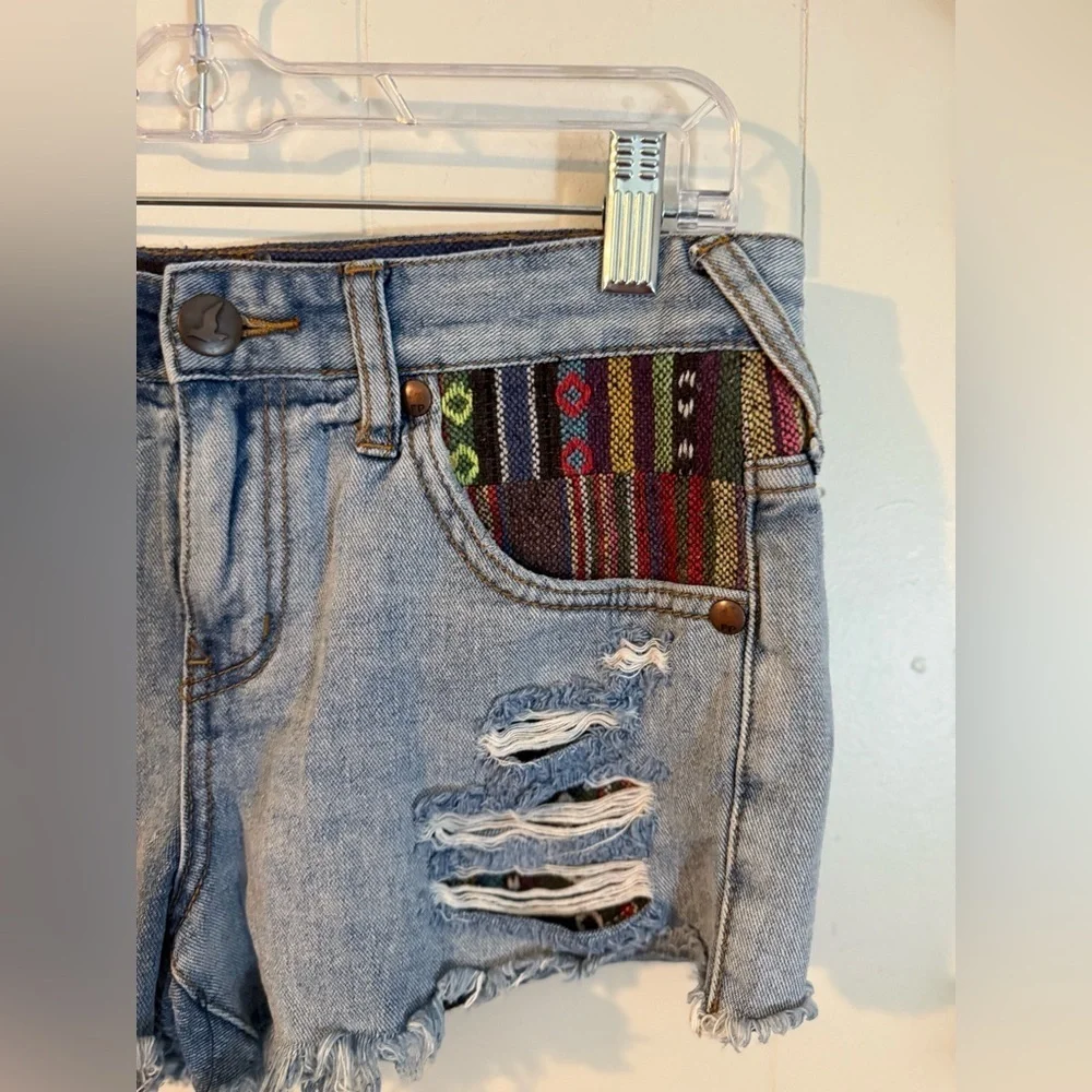 Free People Tribal Denim Cutoff Shorts Size 26 - Picture 5 of 10